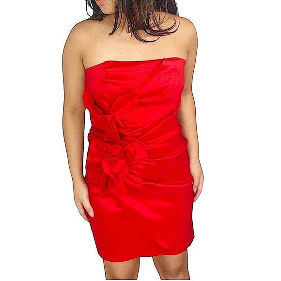 CACHE Red Strapless Ruched Pleated Flower Appliqué Detail Cocktail Mini Dress - Picture 9 of 12